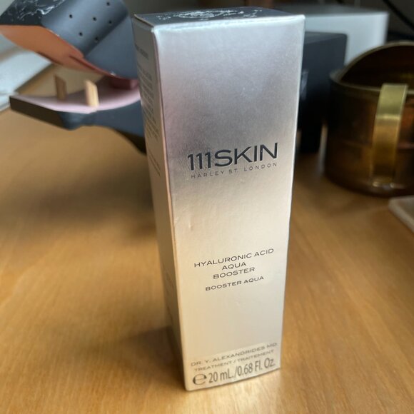 111SKIN Harley St. London HYALURONIC ACID AQUA BOOSTER FACE FACIAL 20mL MRSP$135 - Picture 1 of 5